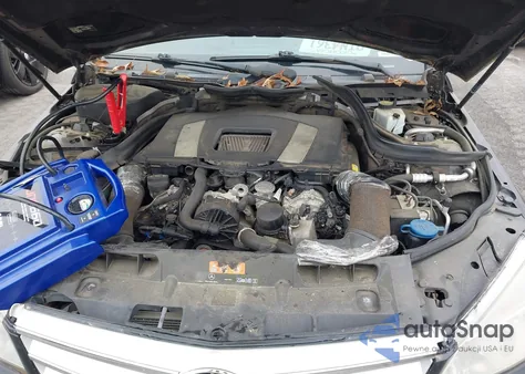 2009 Mercedes-Benz C 300 Luxury 4Matic/Sport 4Matic from USA, damaged, VIN WDDGF81X89F212782